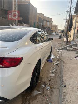 كرايسلر 200